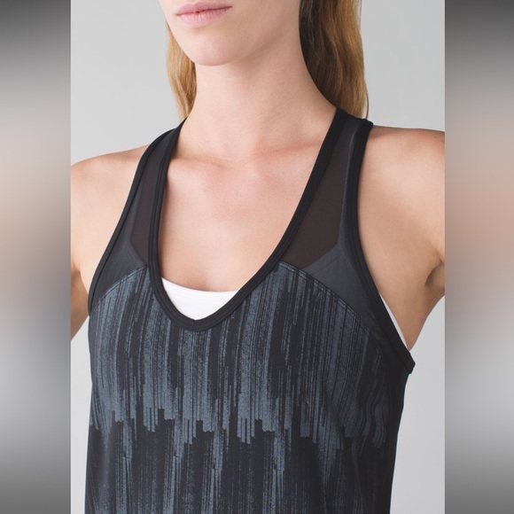 Lululemon Racerback Scratch Top Match Black Pattern 4 - Picture 6 of 8